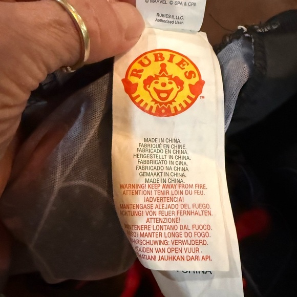 Boys Spider-Man costume size small (6-8) Jumpsuit only NO MASK. - Picture 9 of 11